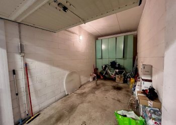 Box Via Andrea Costa, Rho - foto 4