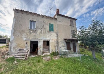 Rustico Via Rastello, Saludecio - foto 1