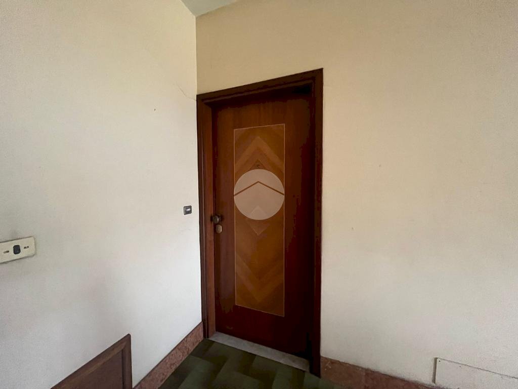 Four-room apartment Via Bagnolo, Barge - photo 3