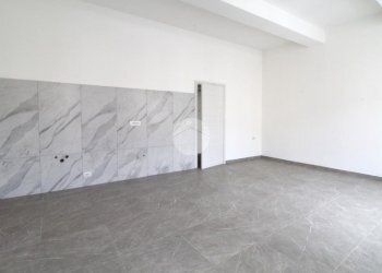 Two-room apartment Piazza Giacomo Ferrari, Langhirano - photo 5