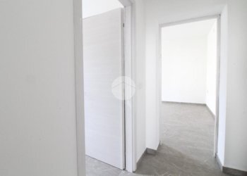 Two-room apartment Piazza Giacomo Ferrari, Langhirano - photo 7