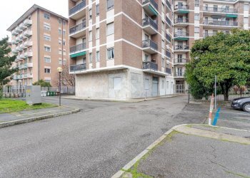 Two-room apartment Via Zurigo, Milano (neighborhood Inganni) - photo 16