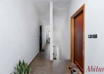 Trilocale Via san lorenzo, 4, Alba - foto 1