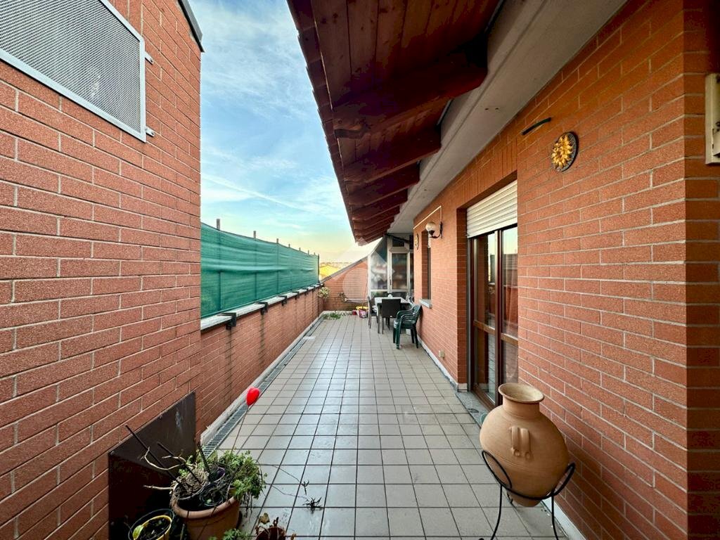 Attic Via Arturo Colautti, Torino (neighborhood Borgo Vittoria) - photo 3