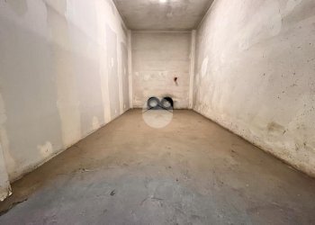 Box Via Casteldelfino, Torino (zona Borgo Vittoria) - foto 8