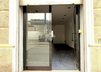 Negozio Negozio Via Torino, Savona (zona Villapiana) - foto 1