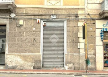 Negozio Negozio Via Torino, Savona (zona Villapiana) - foto 6