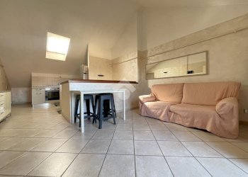 Three-room apartment Via Garibaldi, Carugate - photo 2