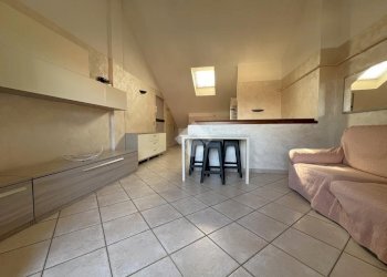 Three-room apartment Via Garibaldi, Carugate - photo 3