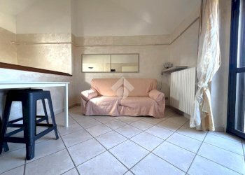 Three-room apartment Via Garibaldi, Carugate - photo 4