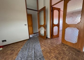 Apartment Via Bellinzona, Modena (neighborhood Sant'Agnese - Università) - photo 7