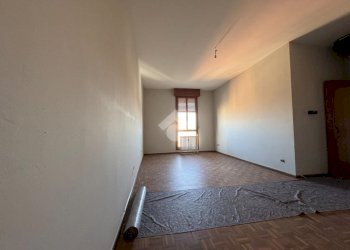 Apartment Via Bellinzona, Modena (neighborhood Sant'Agnese - Università) - photo 10