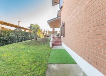 Villa Via Pontegradella, Ferrara (zona Baura) - foto 8