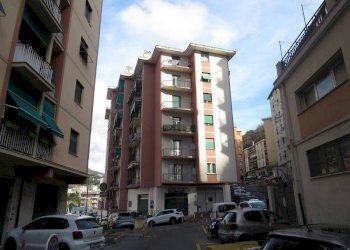 Bilocale Via Francesco Pastonchi, 80, Genova (zona Marassi) - foto 1