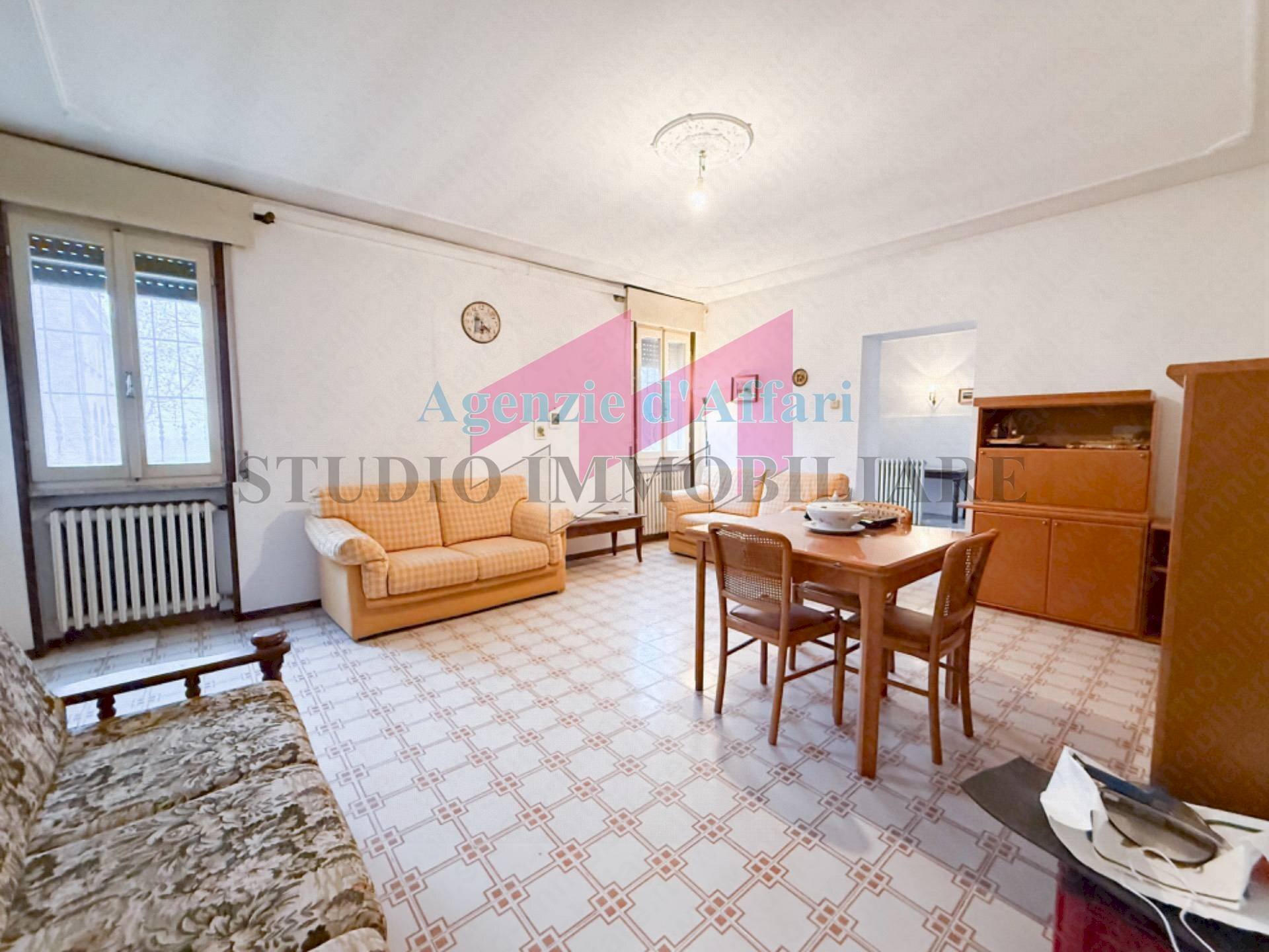 Foto 1 - Semi-detached house via alessandro volta
 
95, Moglia - photo 1