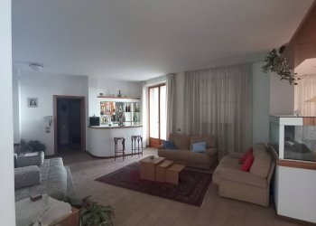 Foto 8 - Independent house via case
 
16, Montegiorgio - photo 8