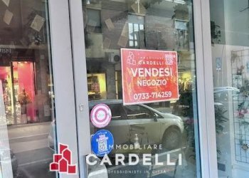 Foto 4 - Locale Commerciale Via Duca Degli Abruzzi
 
23, Civitanova Marche - foto 4