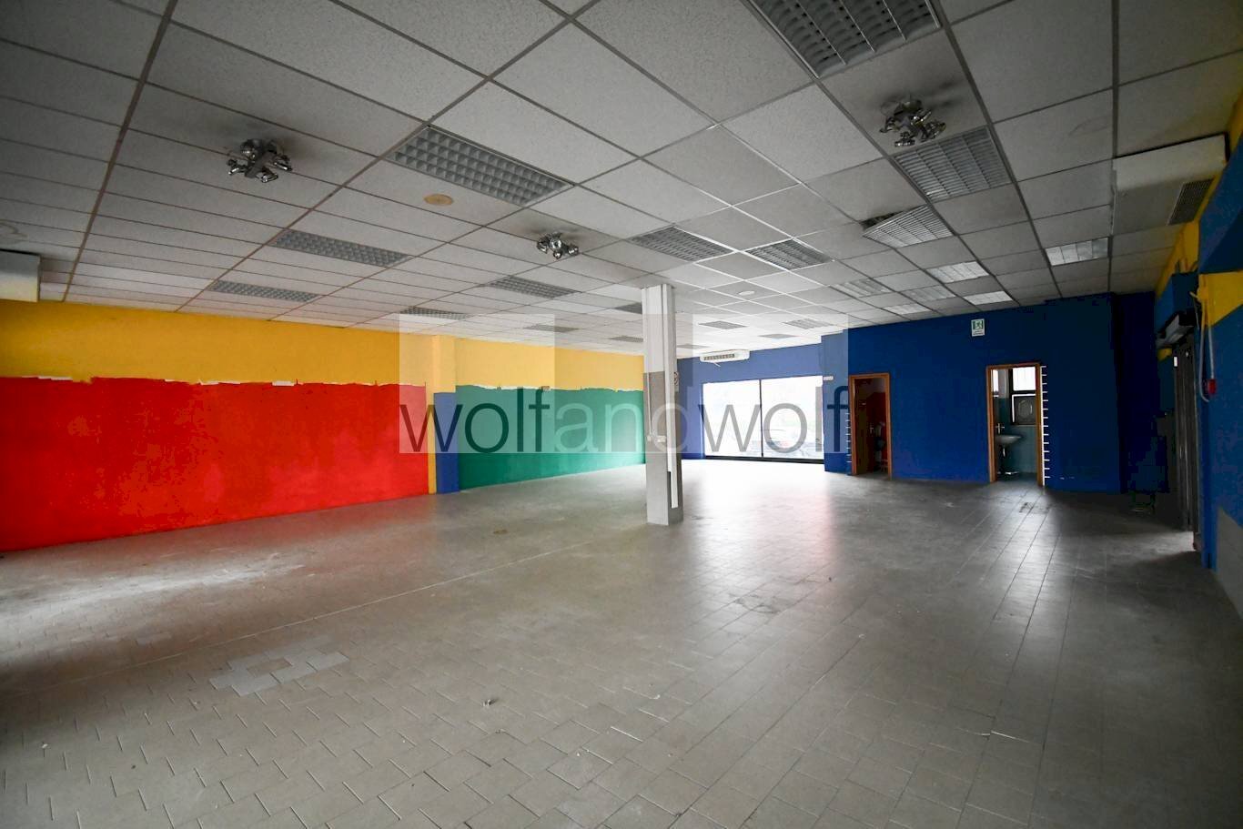 Foto 2 - Negozio Piazza Europa
 
39, Corsico - foto 2