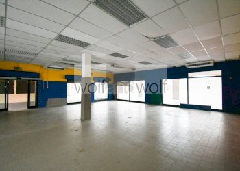 Foto 1 - Negozio Piazza Europa
 
39, Corsico - foto 1