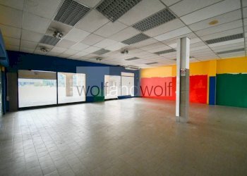 Foto 4 - Negozio Piazza Europa
 
39, Corsico - foto 4