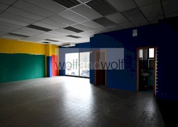 Foto 6 - Negozio Piazza Europa
 
39, Corsico - foto 6