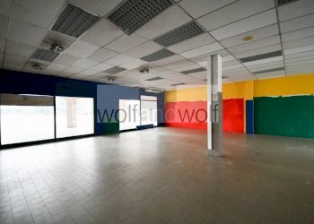 Foto 10 - Negozio Piazza Europa
 
39, Corsico - foto 10