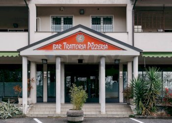 Casa all\'aperto - Commercial Premises VIA BURAGO
 
4, Ornago - photo 2