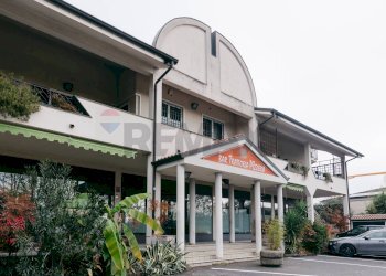 Casa all\'aperto - Commercial Premises VIA BURAGO
 
4, Ornago - photo 3