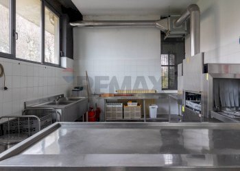 Cucina - Commercial Premises VIA BURAGO
 
4, Ornago - photo 18