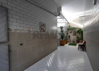 Terrazza - Independent house Via Ospedalieri
 
7, Bari - photo 2