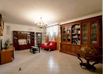 Soggiorno - Independent house Via Ospedalieri
 
7, Bari - photo 13