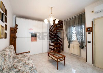 Soggiorno - Independent house Via Ospedalieri
 
7, Bari - photo 15