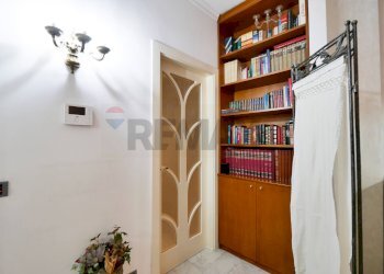 Hall / corridoio - Independent house Via Ospedalieri
 
7, Bari - photo 17