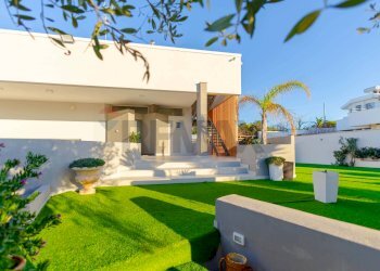 Casa all\'aperto - Villa Via Morelli E Silvati
 
26, Bari - foto 9