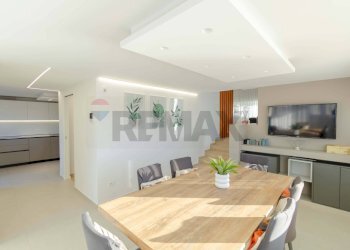 Sala da pranzo - Villa Via Morelli E Silvati
 
26, Bari - foto 19