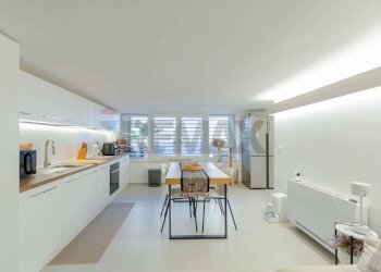 Cucina - Villa Via Morelli E Silvati
 
26, Bari - foto 40