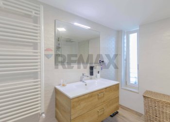 Bagno - Villa Via Morelli E Silvati
 
26, Bari - foto 49