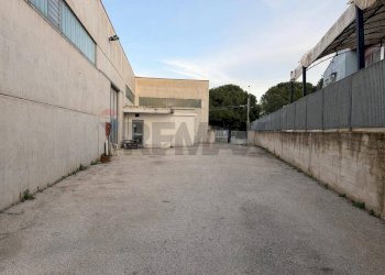 Terrazza - Capannone Strada del Votano, Capurso - foto 10