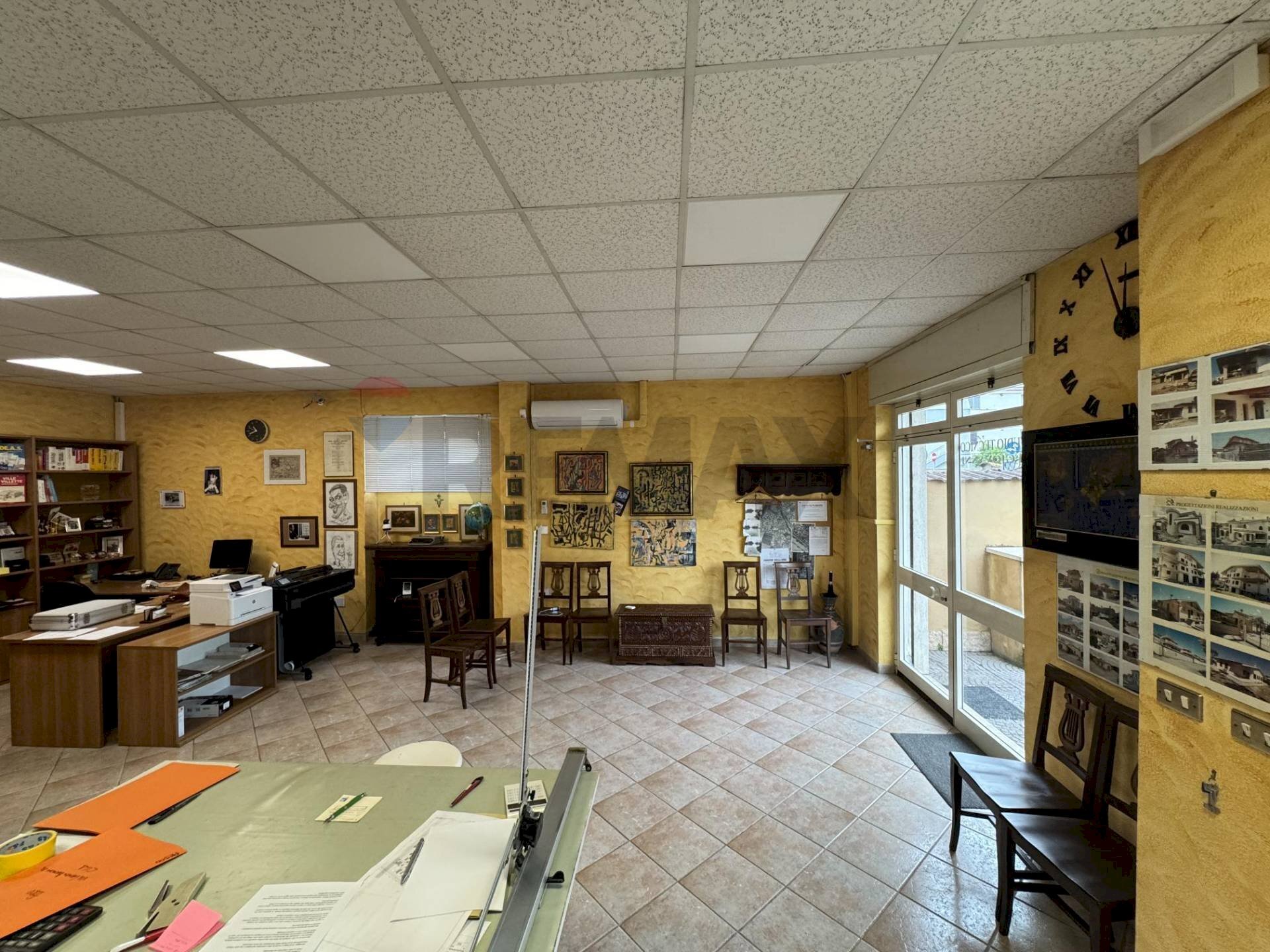 Non correlato - Negozio Via Mongiana, Roma - foto 2