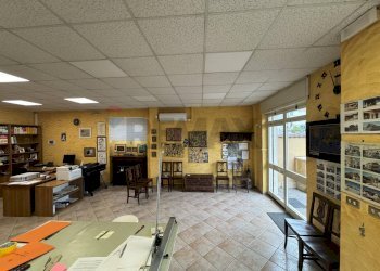 Non correlato - Negozio Via Mongiana, Roma - foto 2