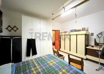 Camera / camera da letto - Villa via nocelle
 
42, Dragoni - foto 16