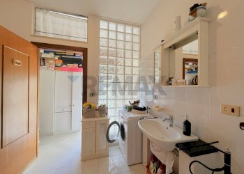 Bagno - Villa via nocelle
 
42, Dragoni - foto 20