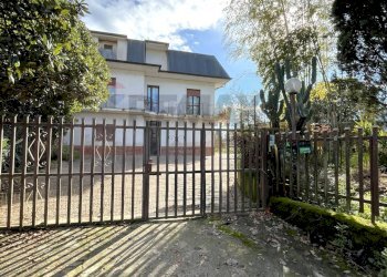 Casa all\'aperto - Villa via nocelle
 
42, Dragoni - foto 26