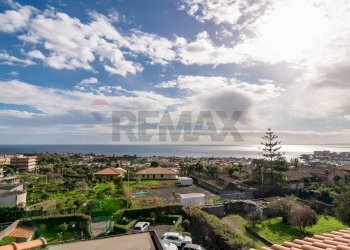 Edificio all\'aperto - Appartamento Via Francesco Mannino Cefaly
 
4, Catania - foto 2