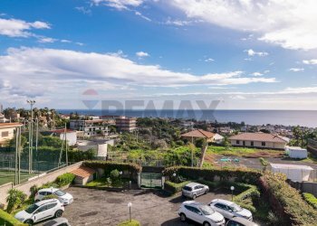 Vista dell\'acqua - Appartamento Via Francesco Mannino Cefaly
 
4, Catania - foto 5