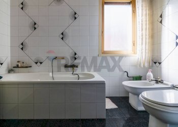 Bagno - Appartamento Via Francesco Mannino Cefaly
 
4, Catania - foto 9