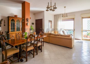 Sala da pranzo - Appartamento Via Francesco Mannino Cefaly
 
4, Catania - foto 14