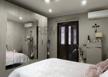 Camera / camera da letto - Trilocale Viale A.Aldisio
 
204, Bronte - foto 18