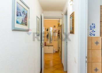 Hall / corridoio - Trilocale Via Firenze
 
116, Aci Castello - foto 20