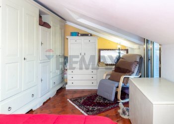 Camera / camera da letto - Trilocale Via Firenze
 
116, Aci Castello - foto 23